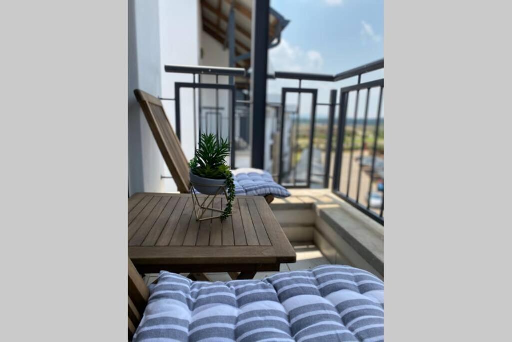 Penthouse 172 At The Blyde Crystal Lagoon Apartment Pretoria Exterior photo