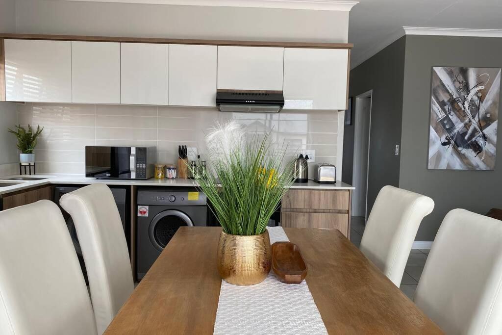 Penthouse 172 At The Blyde Crystal Lagoon Apartment Pretoria Exterior photo