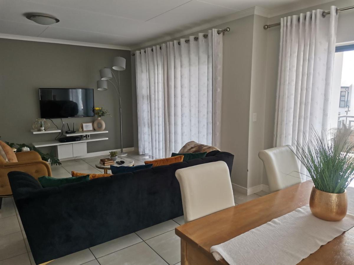 Penthouse 172 At The Blyde Crystal Lagoon Apartment Pretoria Exterior photo